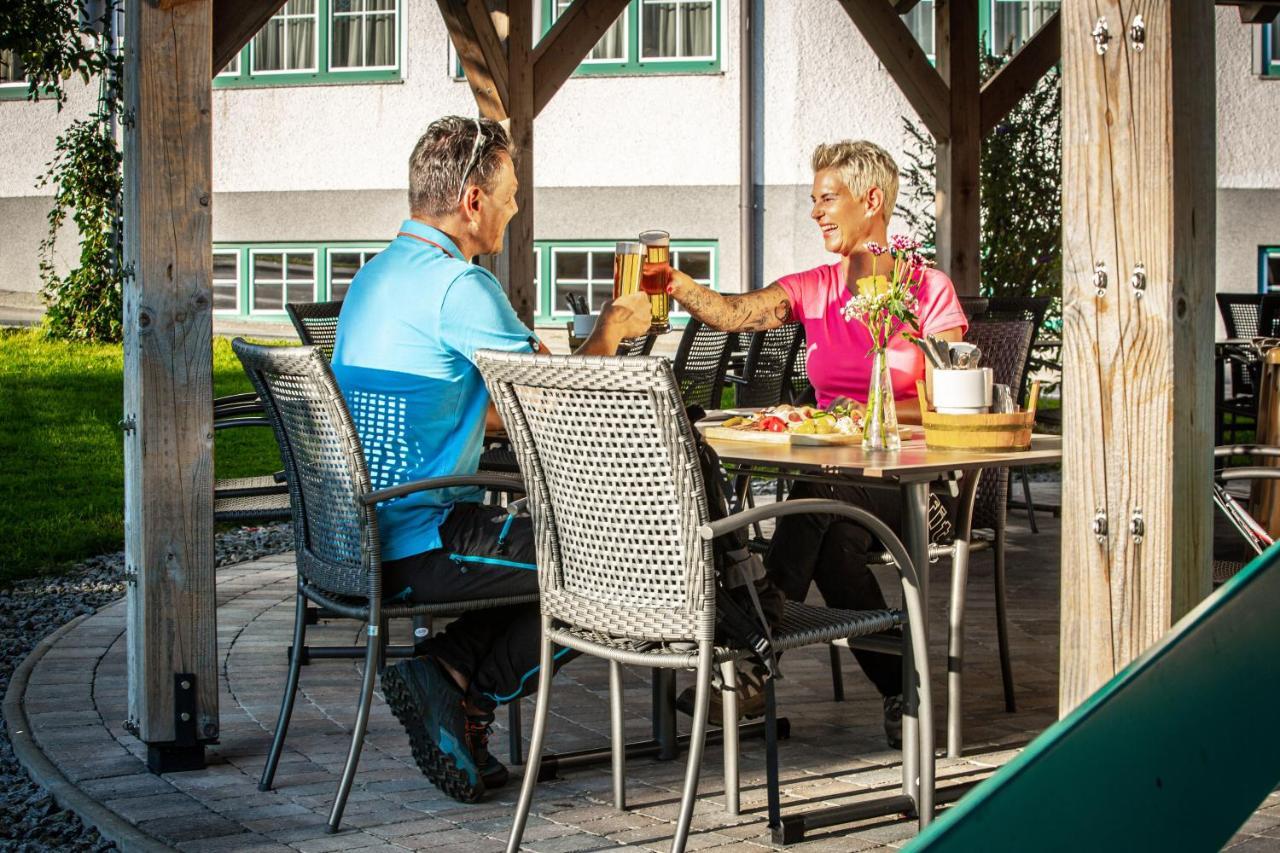 Voralpenhotel Schmoller Санкт-Георген-им-Аттергау Экстерьер фото