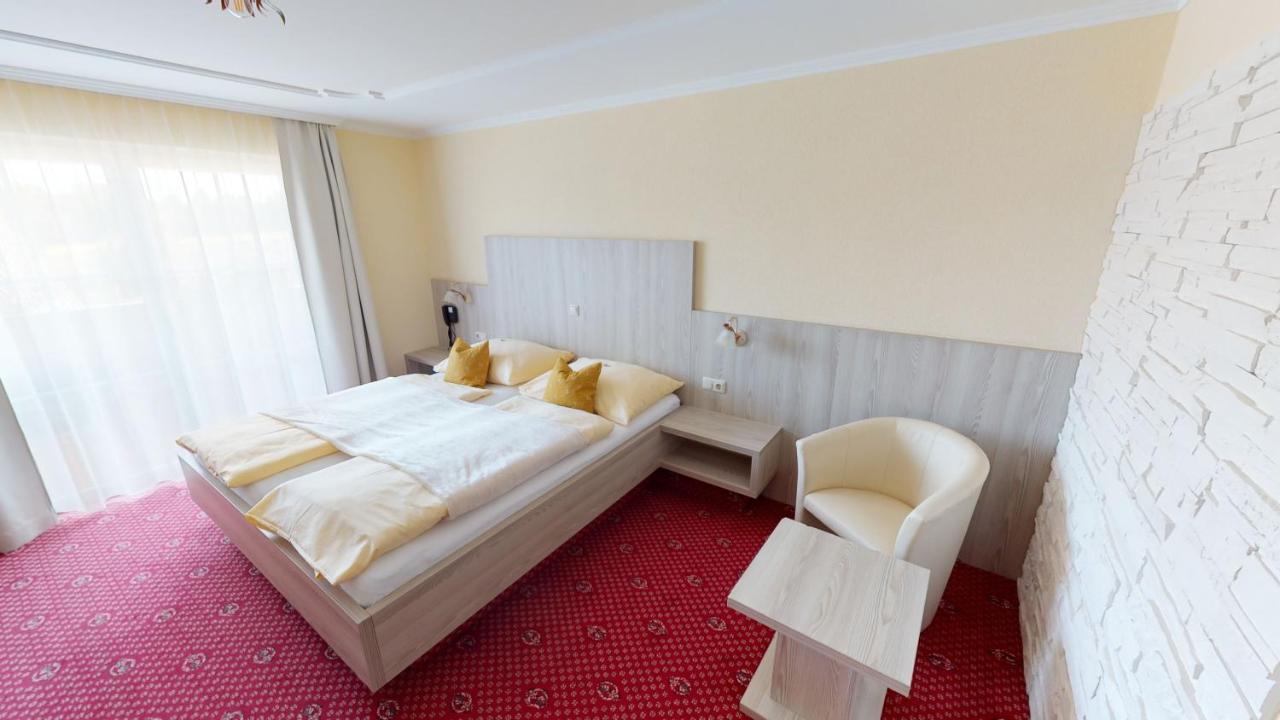Voralpenhotel Schmoller Санкт-Георген-им-Аттергау Экстерьер фото